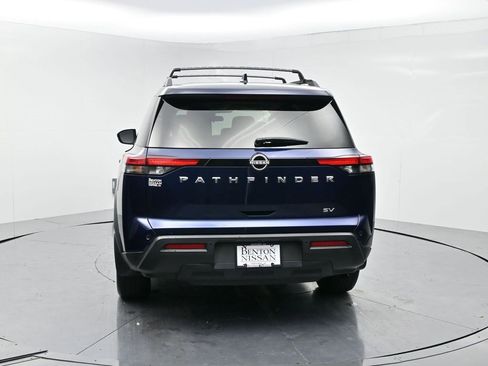 Used 2023 Nissan Pathfinder SV image 19