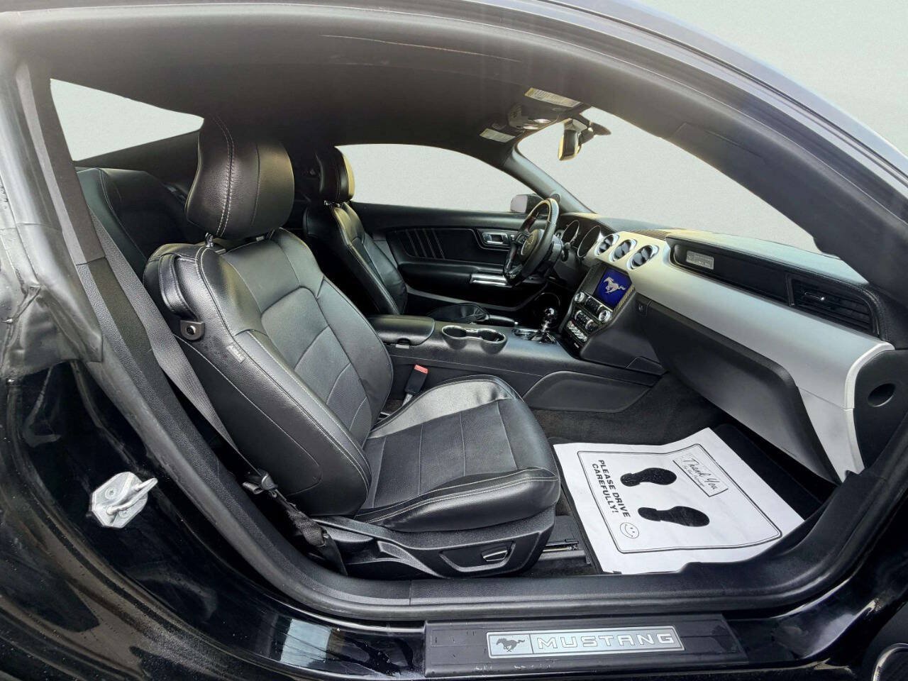Used 2017 Ford Mustang GT Premium RWD image 25