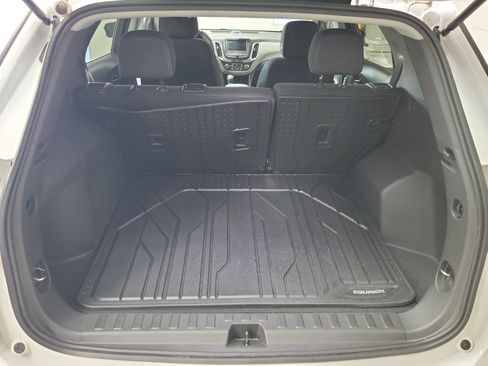 Used 2023 Chevrolet Equinox LS w/ LS Convenience Package image 10