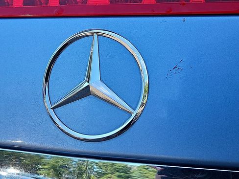 Used 2011 Mercedes-Benz E 550 Coupe image 33
