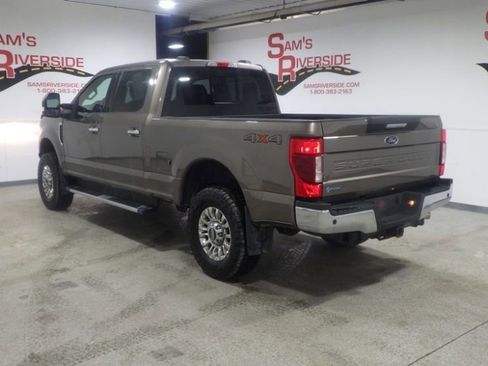 Used 2020 Ford F250 XLT w/ XLT Premium Package image 2