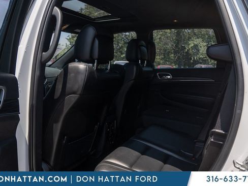 Used 2019 Jeep Grand Cherokee Limited AWD/4WD image 22