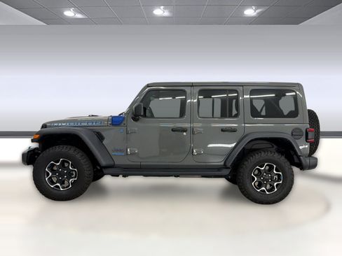 Used 2022 Jeep Wrangler Unlimited Rubicon 4xe AWD/4WD image 2