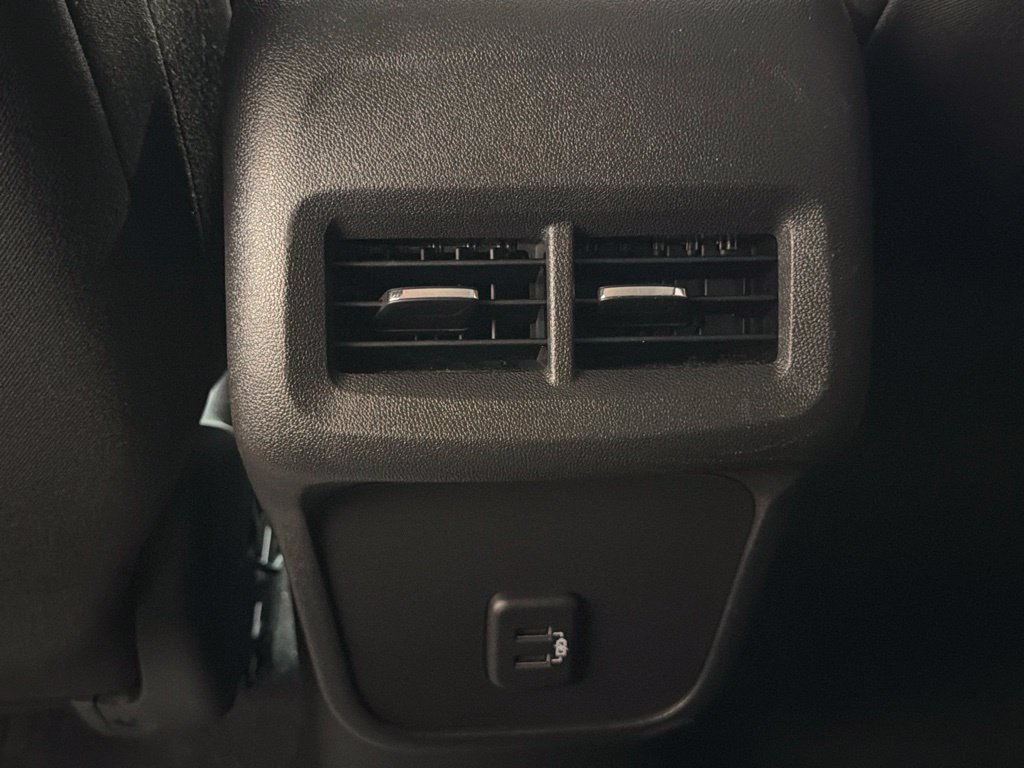Used 2023 Chevrolet Equinox LS w/ LS Convenience Package FWD image 15