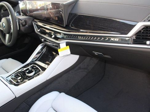 New 2026 BMW X6 xDrive40i image 34