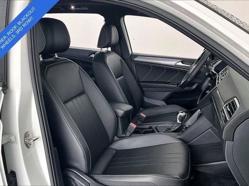 Used 2024 Volkswagen Tiguan SE R-Line FWD image 8