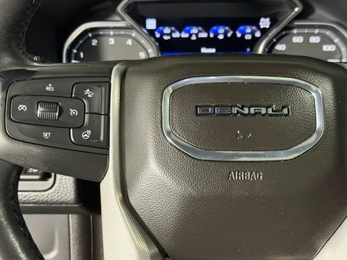 Used 2021 GMC Yukon Denali w/ Denali Premium Package AWD/4WD image 32