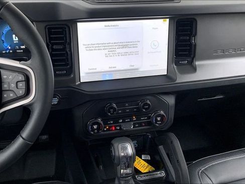 New 2025 Ford Bronco Badlands w/ Sasquatch Package image 7