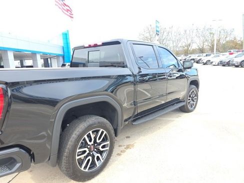 Used 2025 GMC Sierra 1500 AT4 w/ AT4 Premium Package image 14