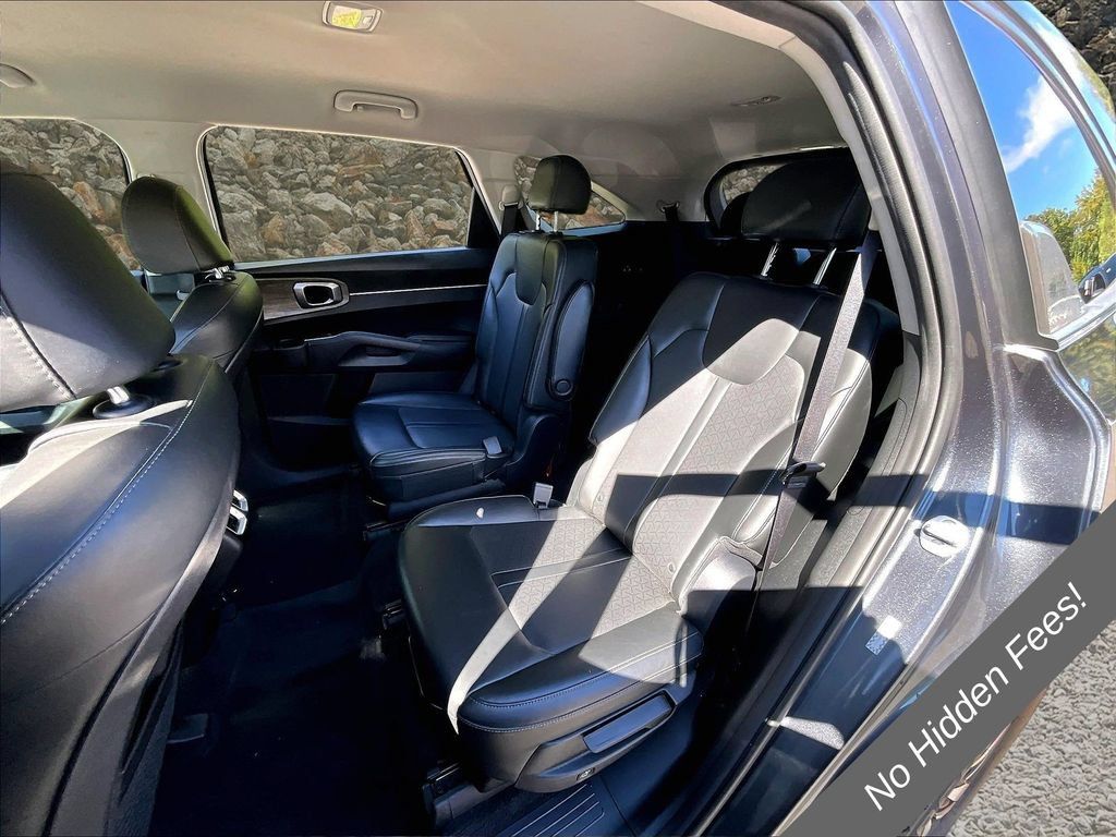 Used 2021 Kia Sorento EX AWD/4WD image 21