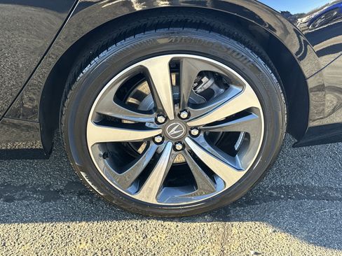 Certified 2025 Acura TLX w/ Technology Package image 23