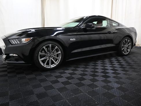 Used 2016 Ford Mustang GT Premium w/ Equipment Group 401A RWD image 5