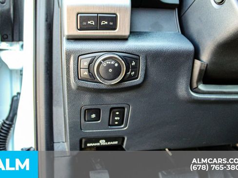 Used 2022 Ford F450 Platinum image 29