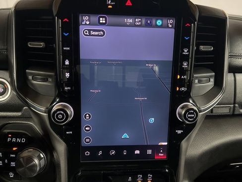 Used 2025 RAM 1500 Laramie image 27