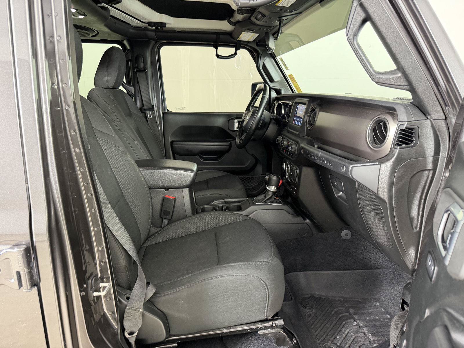 Used 2020 Jeep Wrangler Unlimited Sport AWD/4WD image 13