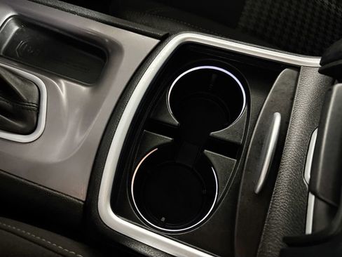 Used 2023 Dodge Charger SXT image 15