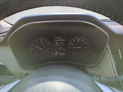 Used 2025 Subaru Outback Limited w/ Tech Package 3 AWD/4WD image 11