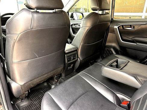 Used 2021 Toyota RAV4 XLE Premium FWD image 19