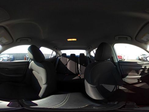 Used 2025 Nissan Sentra S FWD image 40