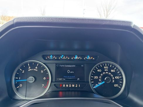 Used 2016 Ford F150 XLT w/ Equipment Group 302A Luxury AWD/4WD image 17