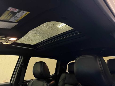 Certified 2020 Toyota Tacoma TRD Off-Road image 17