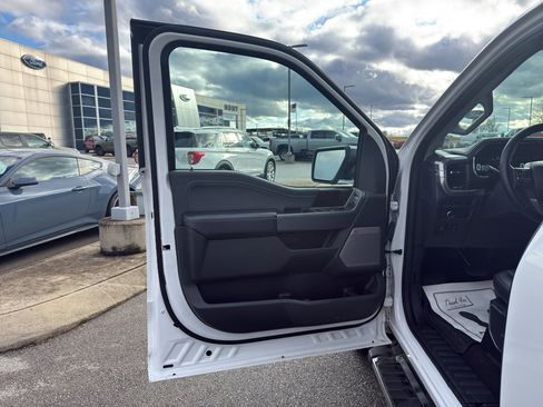 Certified 2021 Ford F150 Lariat w/ Equipment Group 502A High image 17