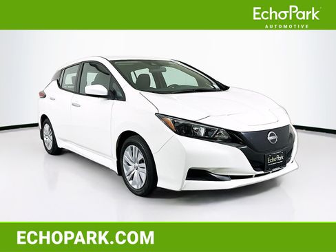 Used 2025 Nissan Leaf S FWD image 1