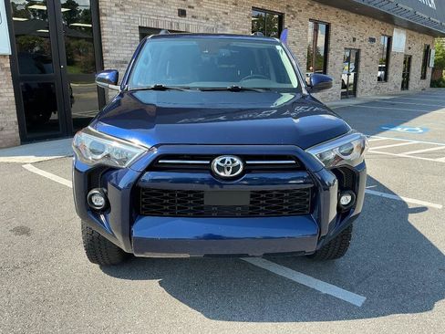 Used 2021 Toyota 4Runner SR5 RWD image 8