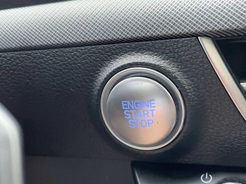 Used 2025 Hyundai Sonata SEL FWD image 28