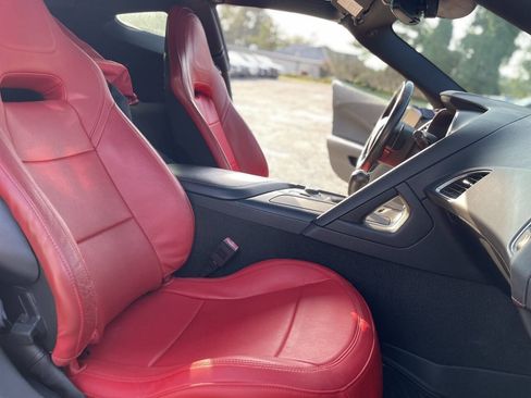 Used 2014 Chevrolet Corvette Stingray Coupe RWD image 23