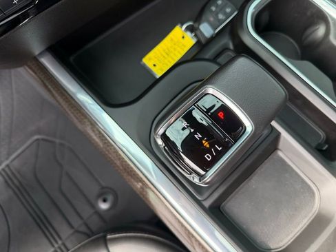 Used 2022 Chevrolet Silverado 1500 RST w/ Redline Edition image 36