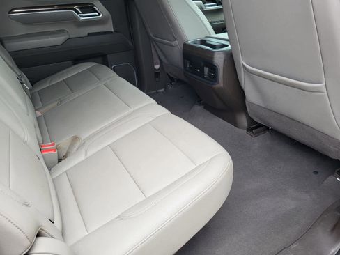 Used 2023 Chevrolet Silverado 1500 LT Trail Boss w/ LT Trail Boss Premium Package AWD/4WD image 11