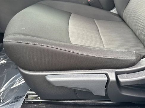 Used 2025 Nissan Sentra SV image 13