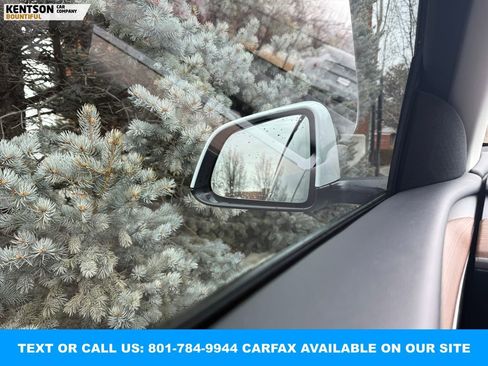 Used 2022 Tesla Model Y Performance image 20