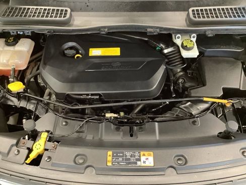 Used 2016 Ford Escape SE w/ SE Cold Weather Package AWD/4WD image 22