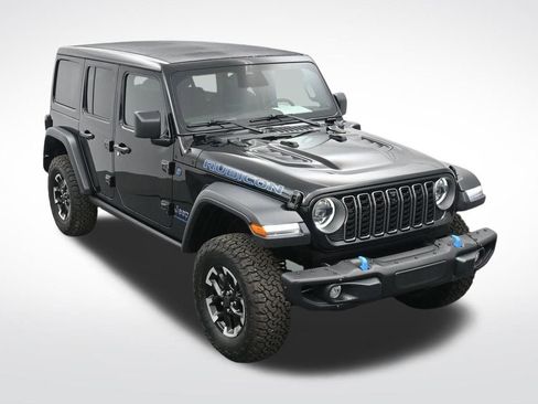 Used 2025 Jeep Wrangler Unlimited Rubicon 4xe w/ Steel Bumper Group AWD/4WD image 20