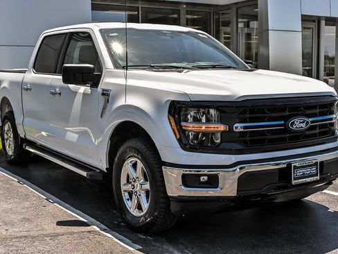Certified 2025 Ford F150 XLT w/ Equipment Group 301A Standard AWD/4WD image 13