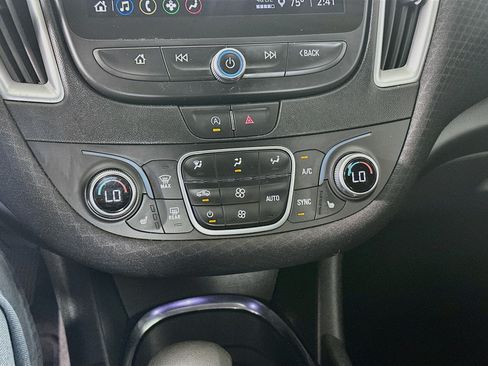 Used 2024 Chevrolet Malibu LT FWD image 22