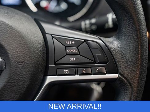 Used 2021 Nissan Rogue Sport S image 15