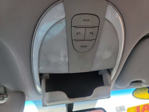 Used 2013 Hyundai Genesis 3.8 image 30