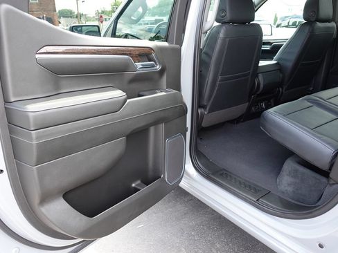 Used 2024 GMC Sierra 1500 Elevation AWD/4WD image 15