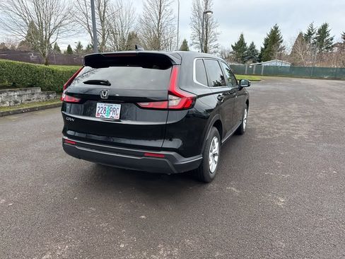 Certified 2025 Honda CR-V LX image 7
