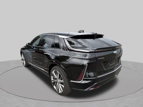 Used 2024 Cadillac Lyriq Luxury w/ Nappa Leather Package AWD/4WD image 8