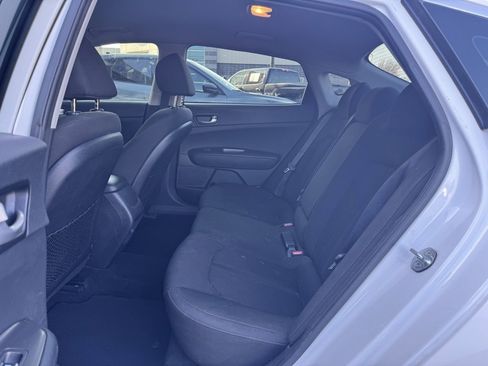 Used 2019 Kia Optima LX image 14