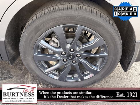 Used 2024 Chevrolet Equinox RS w/ LPO, Floor Liner Package image 9