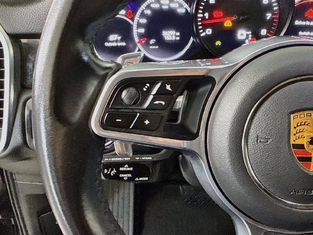 Used 2023 Porsche Cayenne w/ Premium Package AWD/4WD image 13