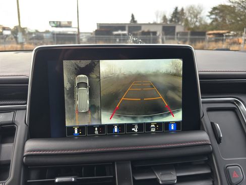 Used 2022 Chevrolet Tahoe RST w/ Luxury Package image 21