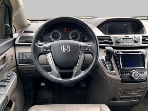 Used 2014 Honda Odyssey Touring Elite image 5