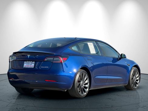 Used 2023 Tesla Model 3 Performance image 4
