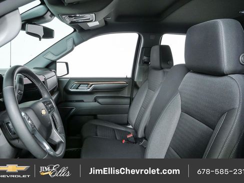 Used 2023 Chevrolet Silverado 1500 LT AWD/4WD image 4